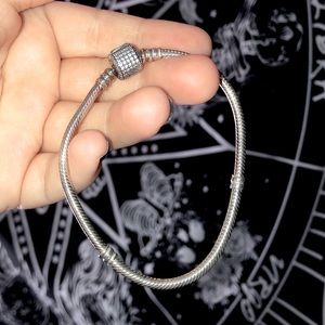 Sparkling Pave Clasp Snake Chain